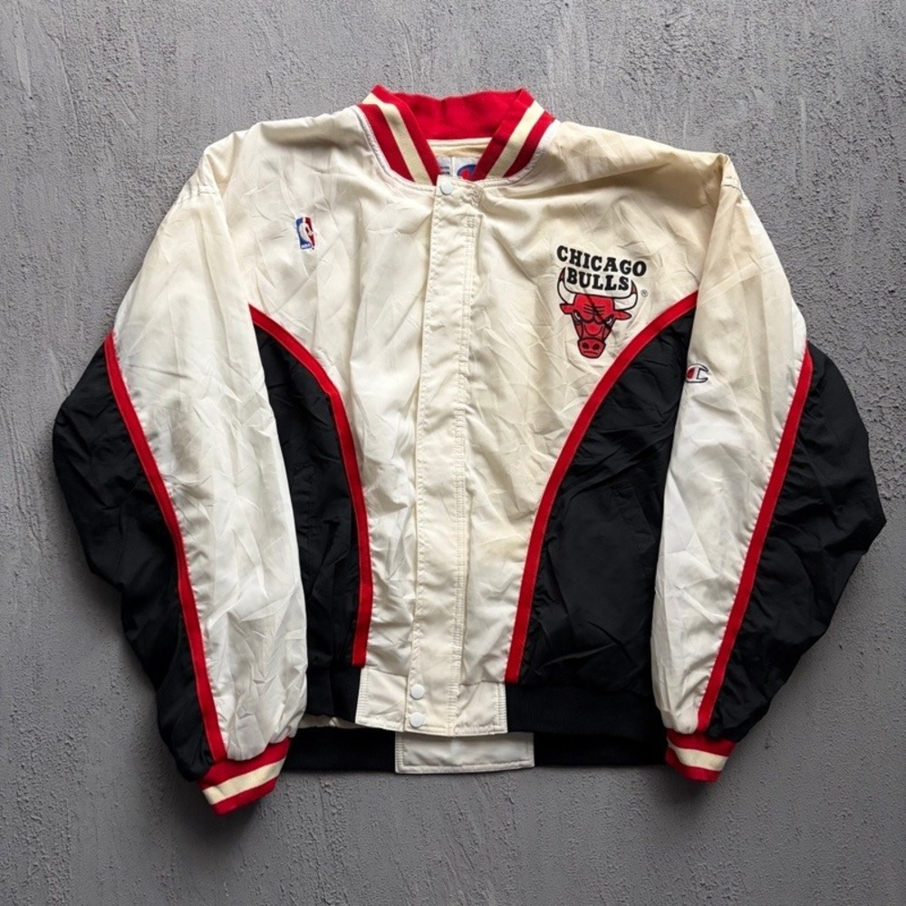 Vintage Champion Chicago Bulls Jacket XXL White 1990s NBA Bomber Warm Up